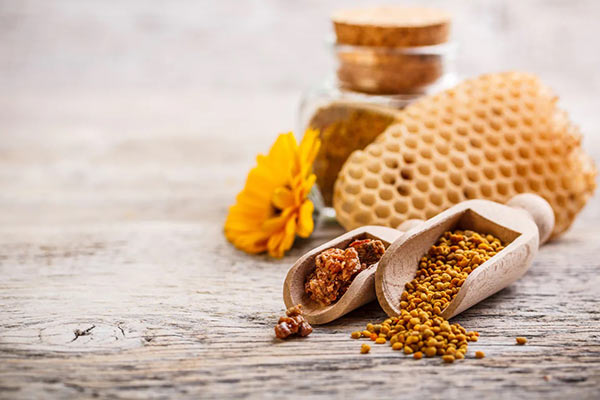 فواید گرده زنبور عسل و خاصیت آنتی اکسیدانی بالا