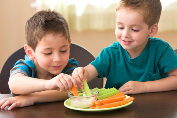 مواد غذایی مفید برای کودکان